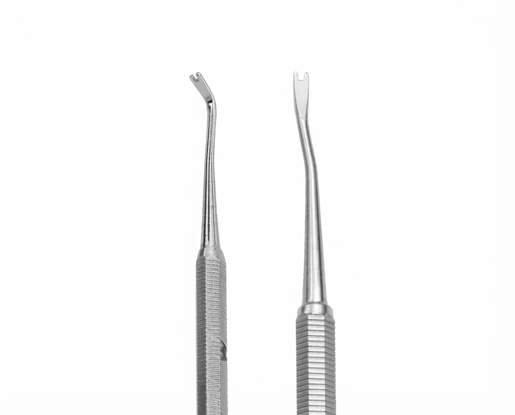 Matt Ortho Ligature Director Curved (Tucker)